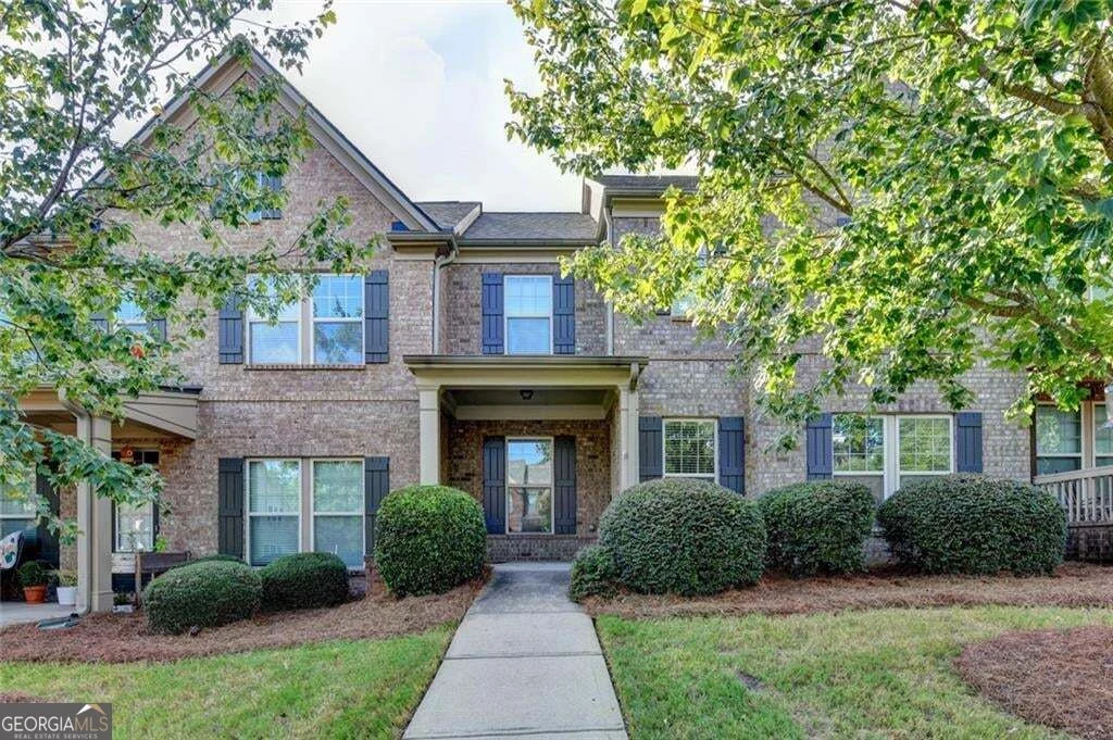 Front exterior of 1285 Woodmore Way
